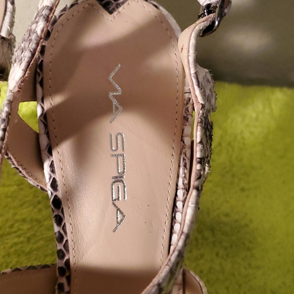 Excellent condition - Picture 3 of 8